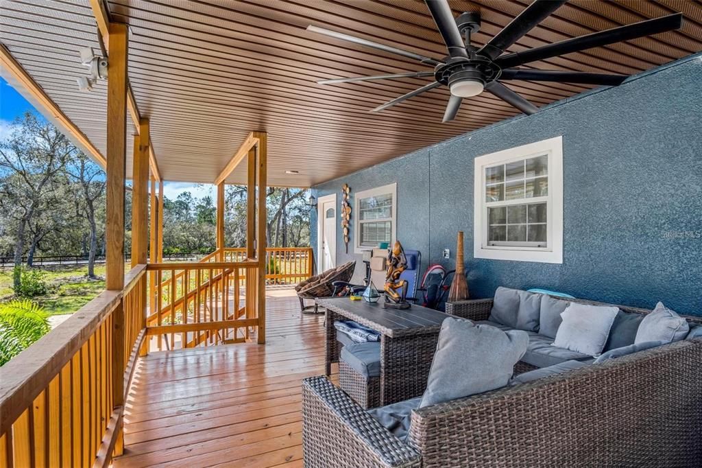 For Sale: $990,000 (6 beds, 4 baths, 4058 Square Feet)