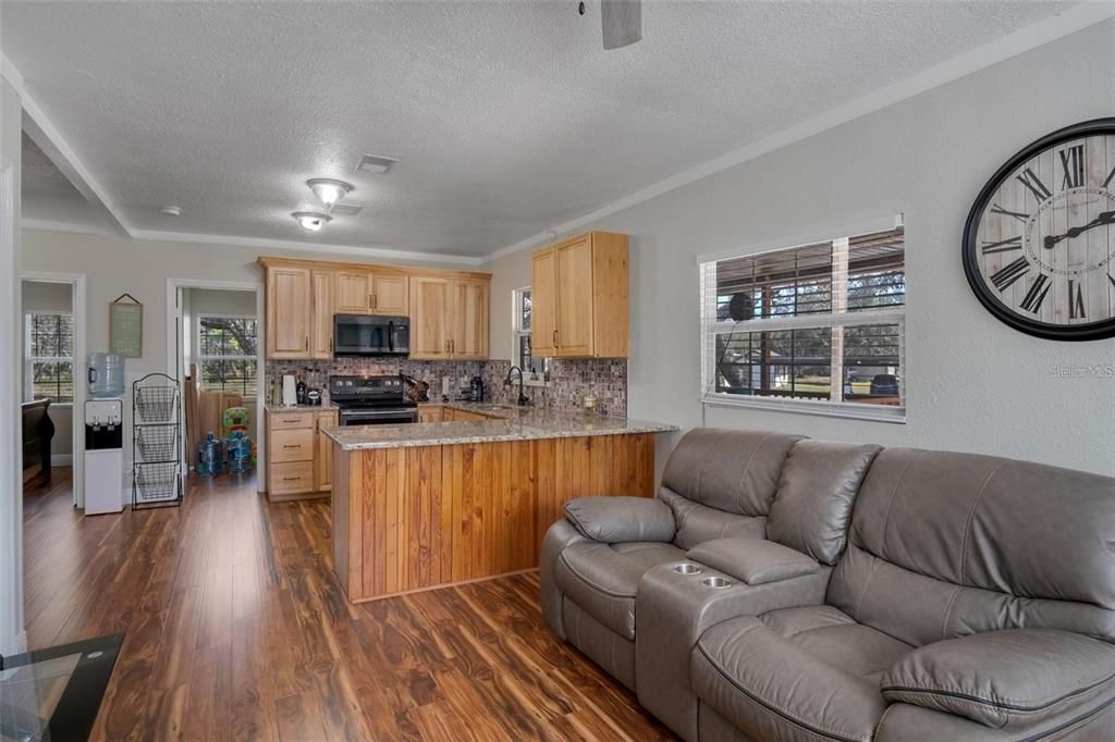 For Sale: $990,000 (6 beds, 4 baths, 4058 Square Feet)