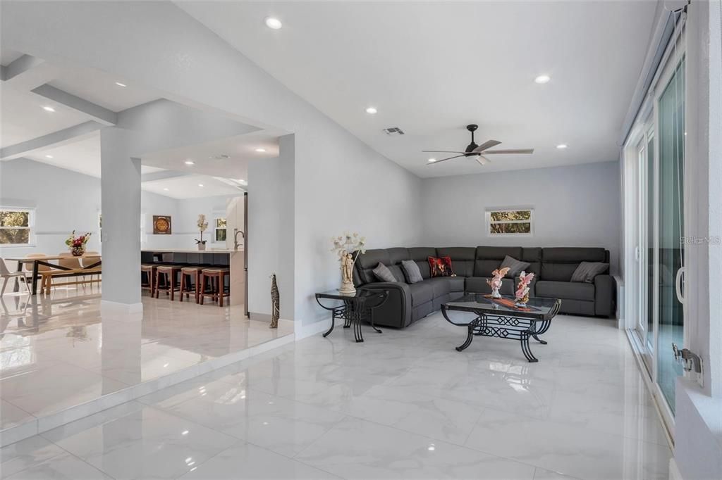 For Sale: $990,000 (6 beds, 4 baths, 4058 Square Feet)