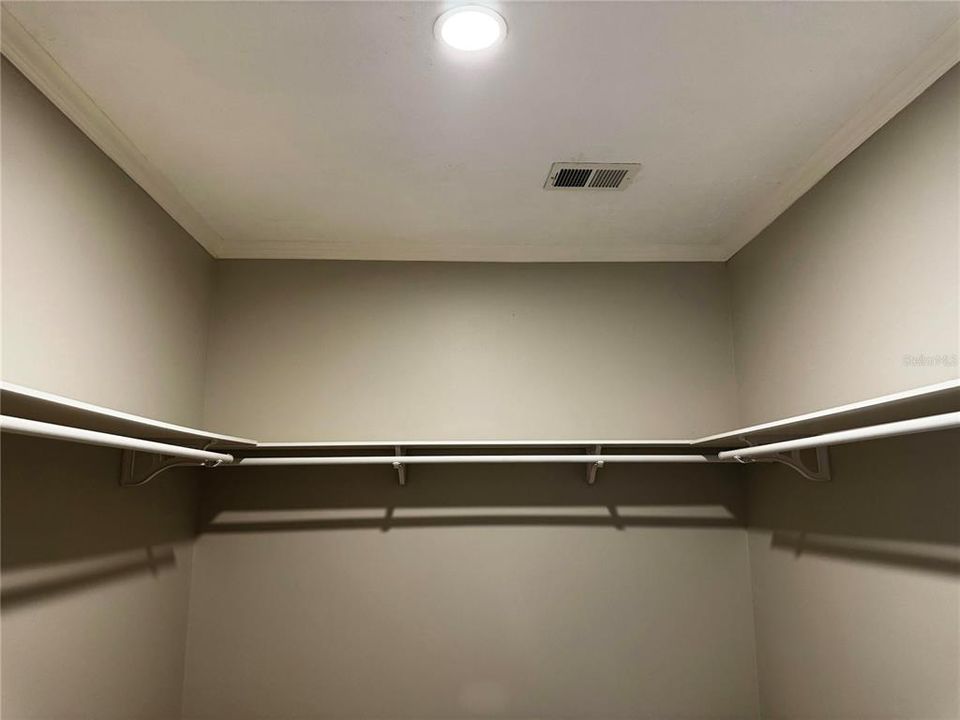 For Sale: $499,900 (5 beds, 2 baths, 2128 Square Feet)