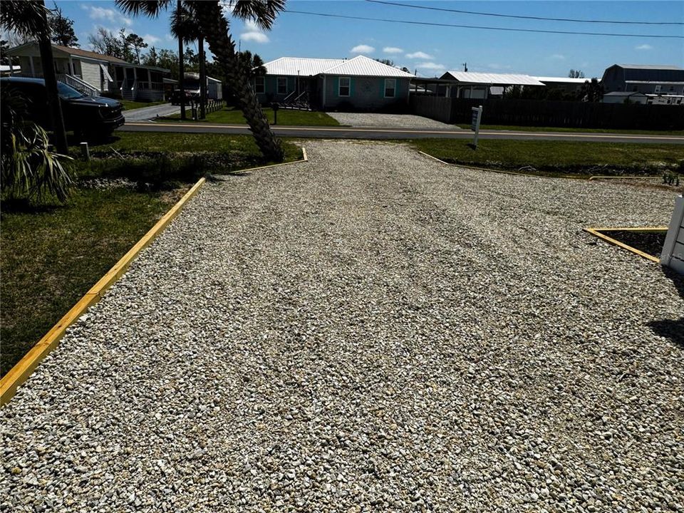 For Sale: $499,900 (5 beds, 2 baths, 2128 Square Feet)