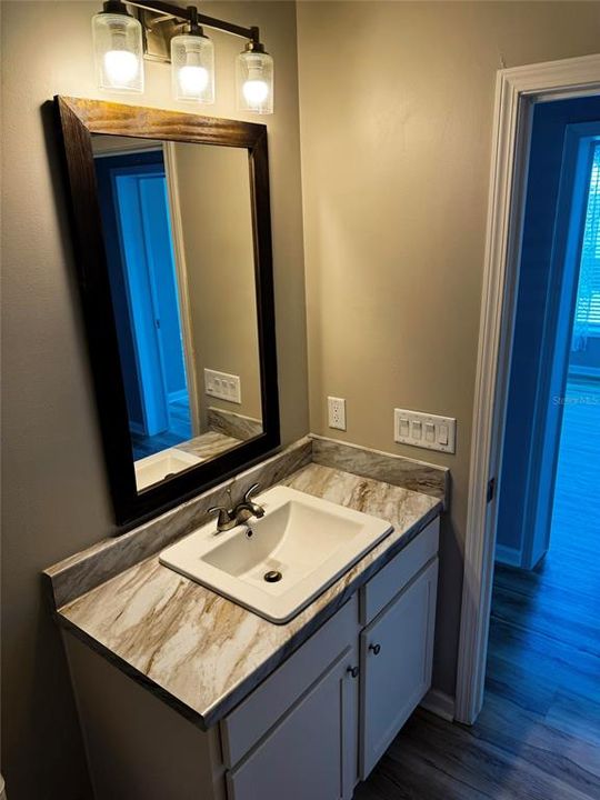 For Sale: $499,900 (5 beds, 2 baths, 2128 Square Feet)