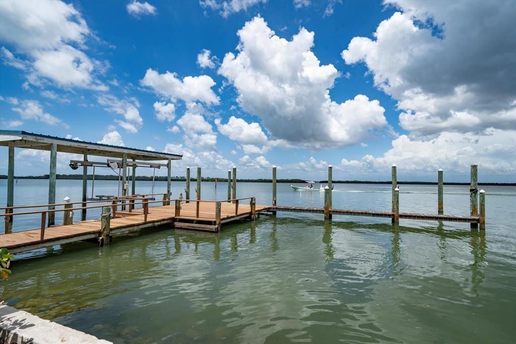 En Venta: $16,750,000 (5 camas, 4 baños, 5421 Pies cuadrados)