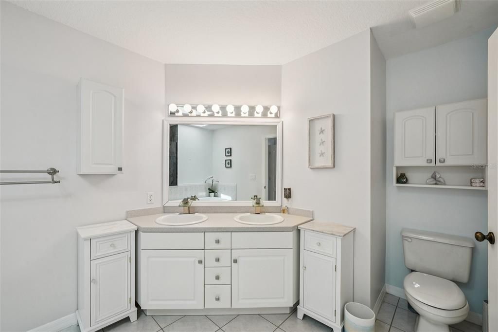 На продажу: $630,000 (3 спален, 3 ванн, 2236 Квадратных фут)