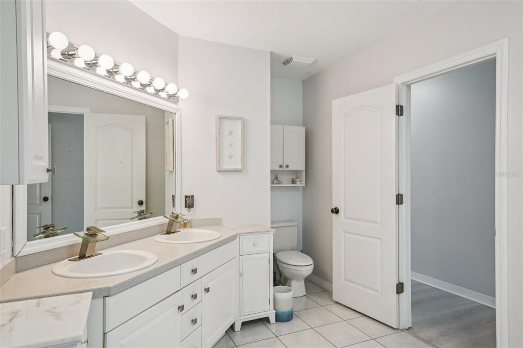 На продажу: $630,000 (3 спален, 3 ванн, 2236 Квадратных фут)