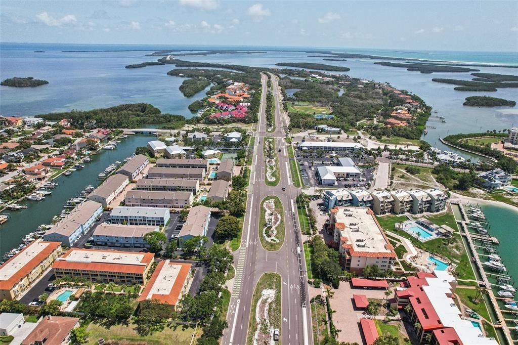 На продажу: $630,000 (3 спален, 3 ванн, 2236 Квадратных фут)