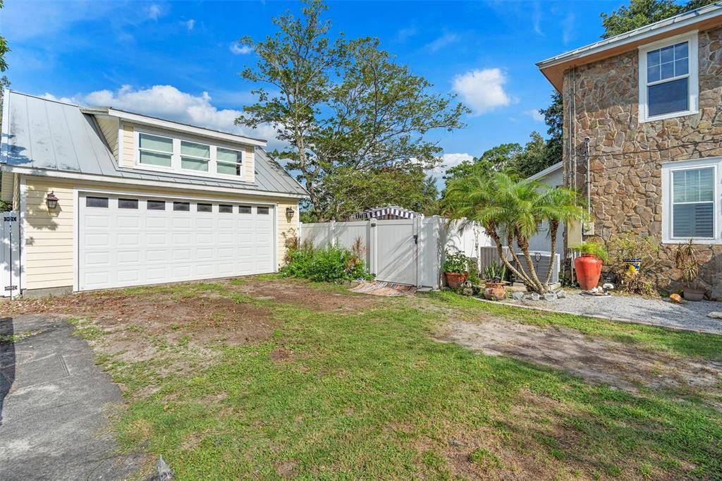 For Sale: $575,000 (4 beds, 2 baths, 1815 Square Feet)