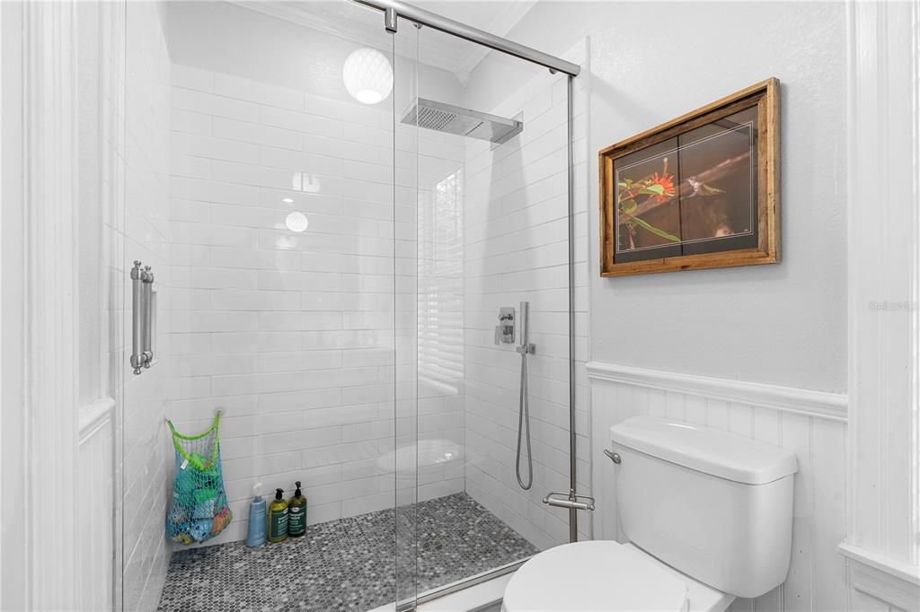 For Sale: $575,000 (4 beds, 2 baths, 1815 Square Feet)