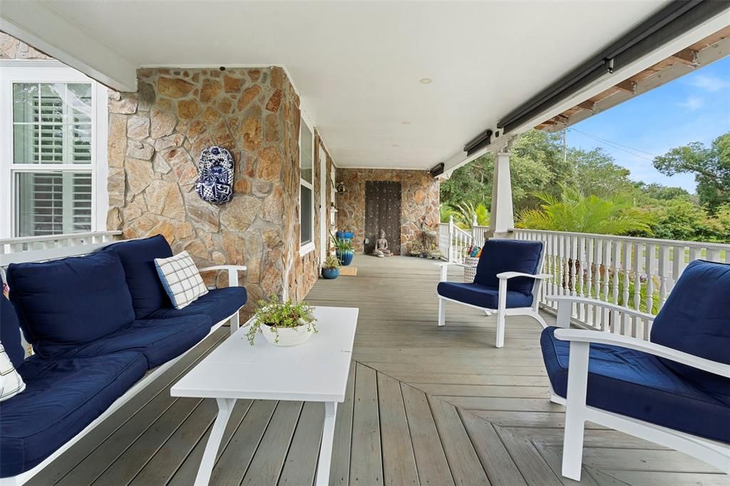 For Sale: $575,000 (4 beds, 2 baths, 1815 Square Feet)