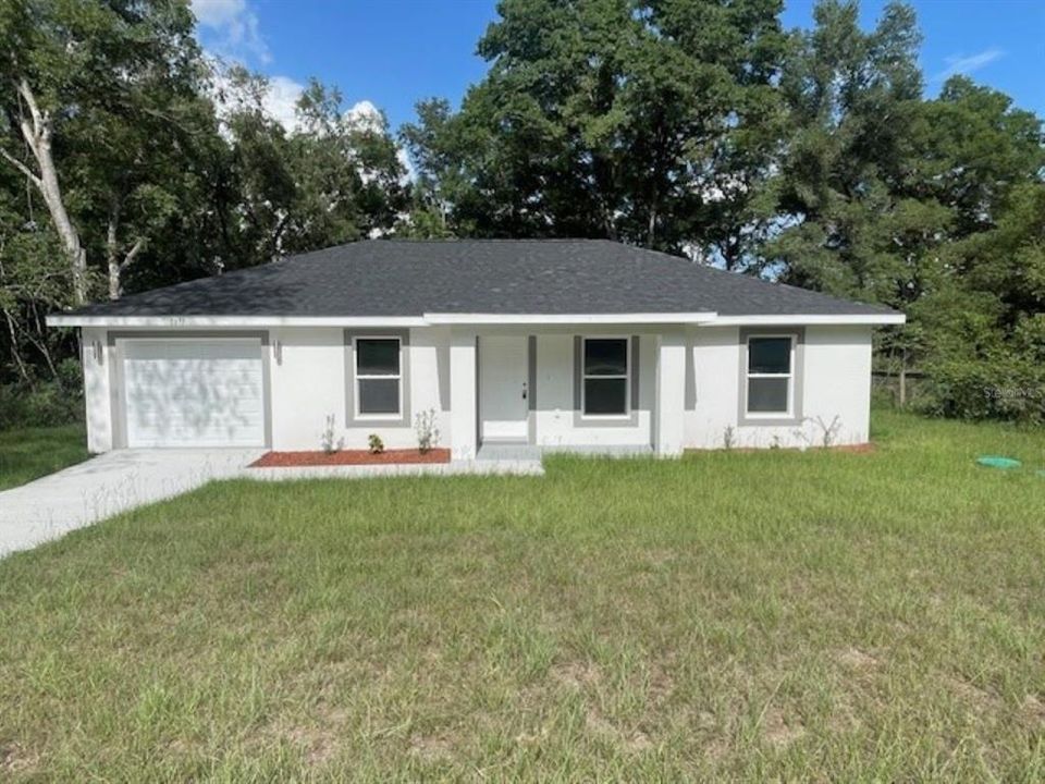 Recently Rented: $1,600 (3 beds, 2 baths, 1127 Square Feet)