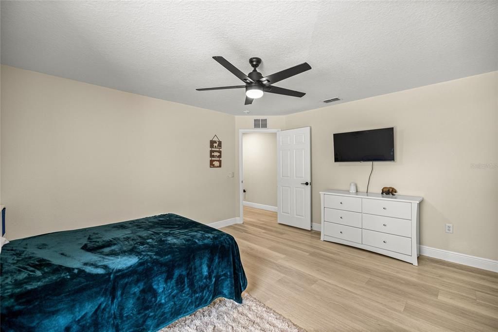 For Sale: $645,000 (4 beds, 3 baths, 3563 Square Feet)