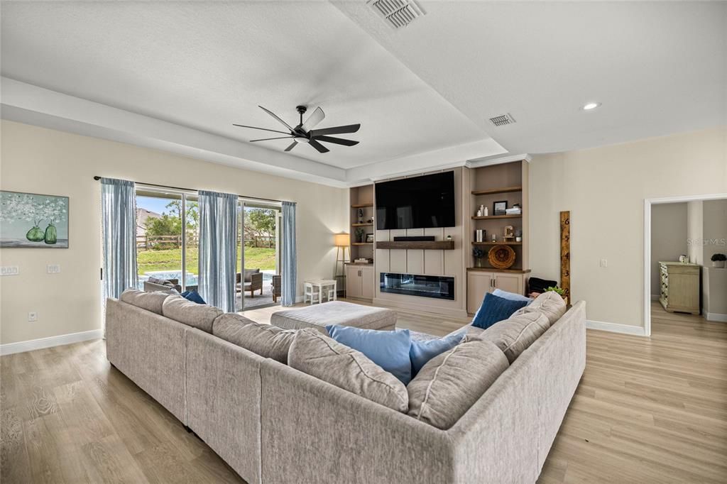 For Sale: $645,000 (4 beds, 3 baths, 3563 Square Feet)