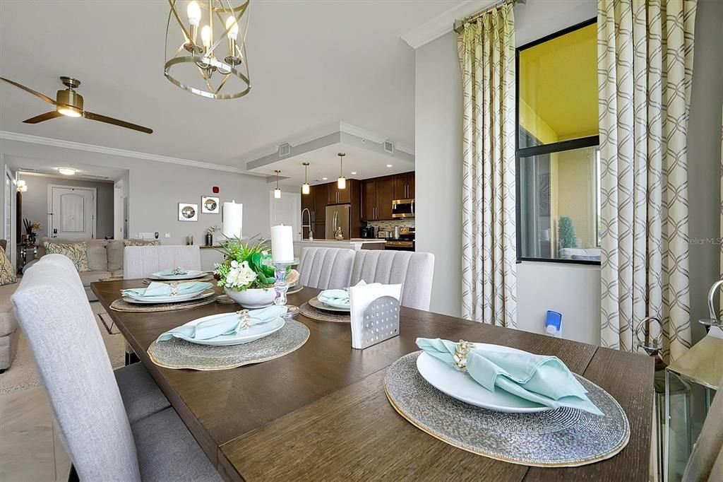 待售: $389,000 (2 贝兹, 3 浴室, 1568 平方英尺)