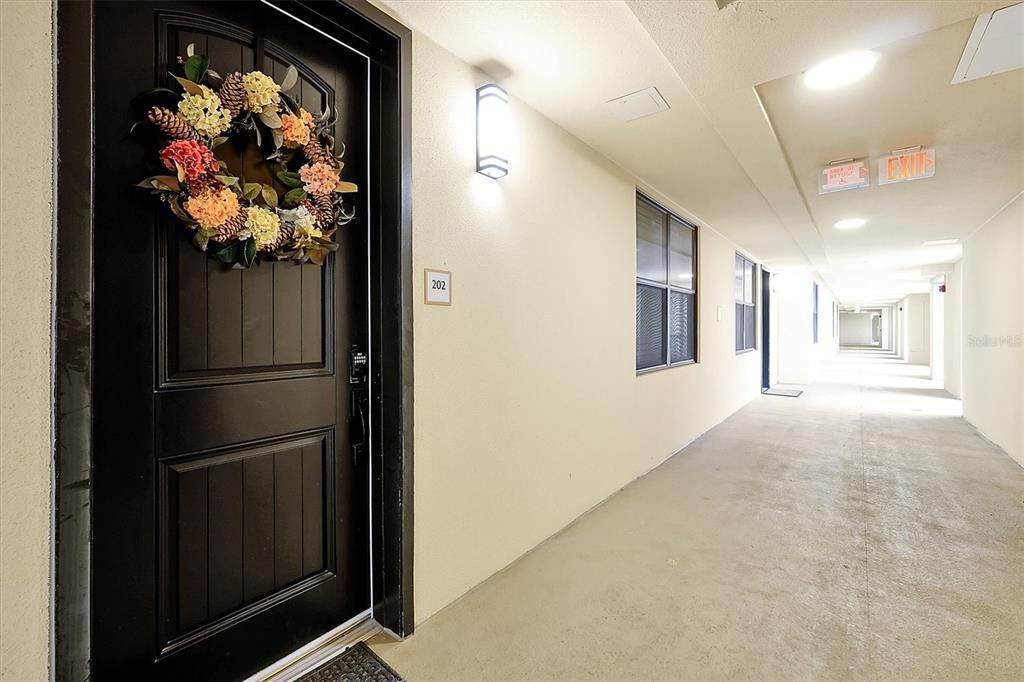 待售: $389,000 (2 贝兹, 3 浴室, 1568 平方英尺)