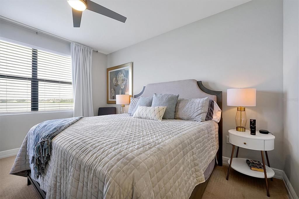 待售: $389,000 (2 贝兹, 3 浴室, 1568 平方英尺)