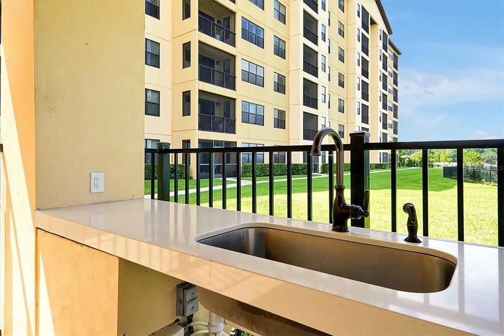 待售: $389,000 (2 贝兹, 3 浴室, 1568 平方英尺)