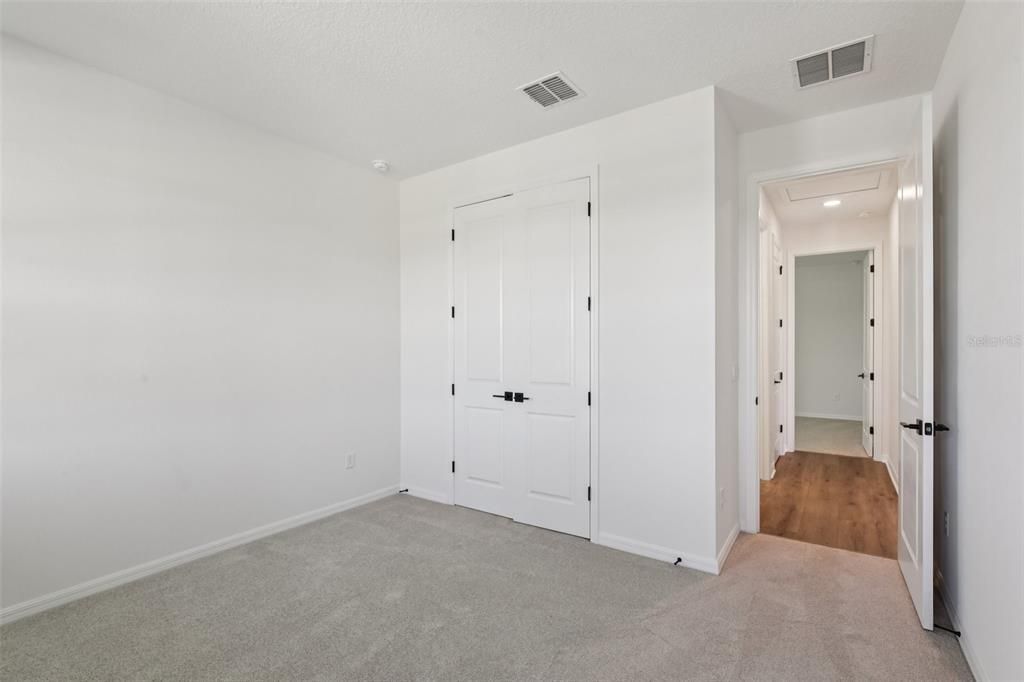 Под контрактом: $629,990 (4 спален, 3 ванн, 2802 Квадратных фут)