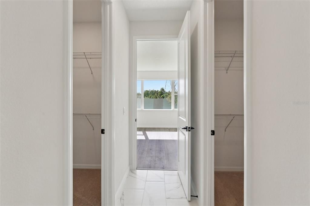 Под контрактом: $629,990 (4 спален, 3 ванн, 2802 Квадратных фут)