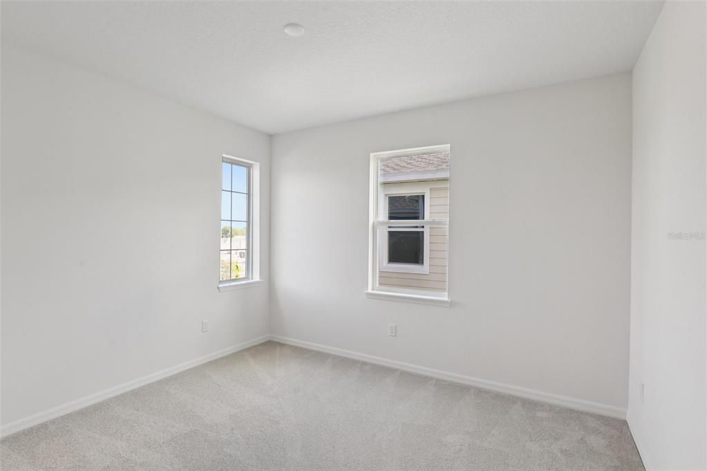 Под контрактом: $629,990 (4 спален, 3 ванн, 2802 Квадратных фут)