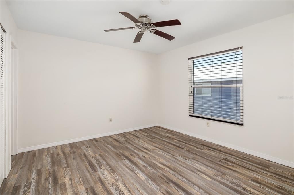 For Sale: $700,000 (2 beds, 2 baths, 755 Square Feet)