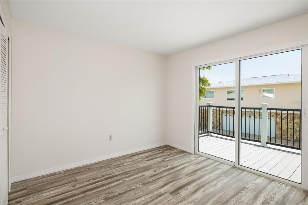 For Sale: $700,000 (2 beds, 2 baths, 755 Square Feet)