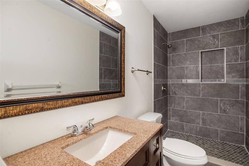 For Sale: $700,000 (2 beds, 2 baths, 755 Square Feet)