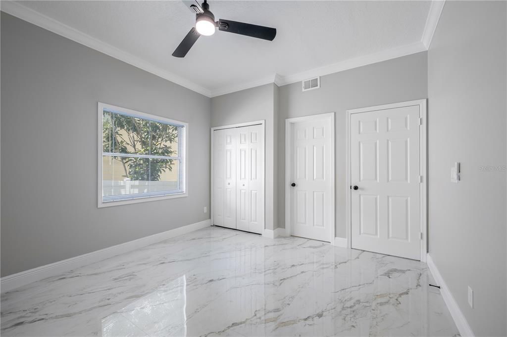 En Venta: $929,995 (6 camas, 3 baños, 3838 Pies cuadrados)