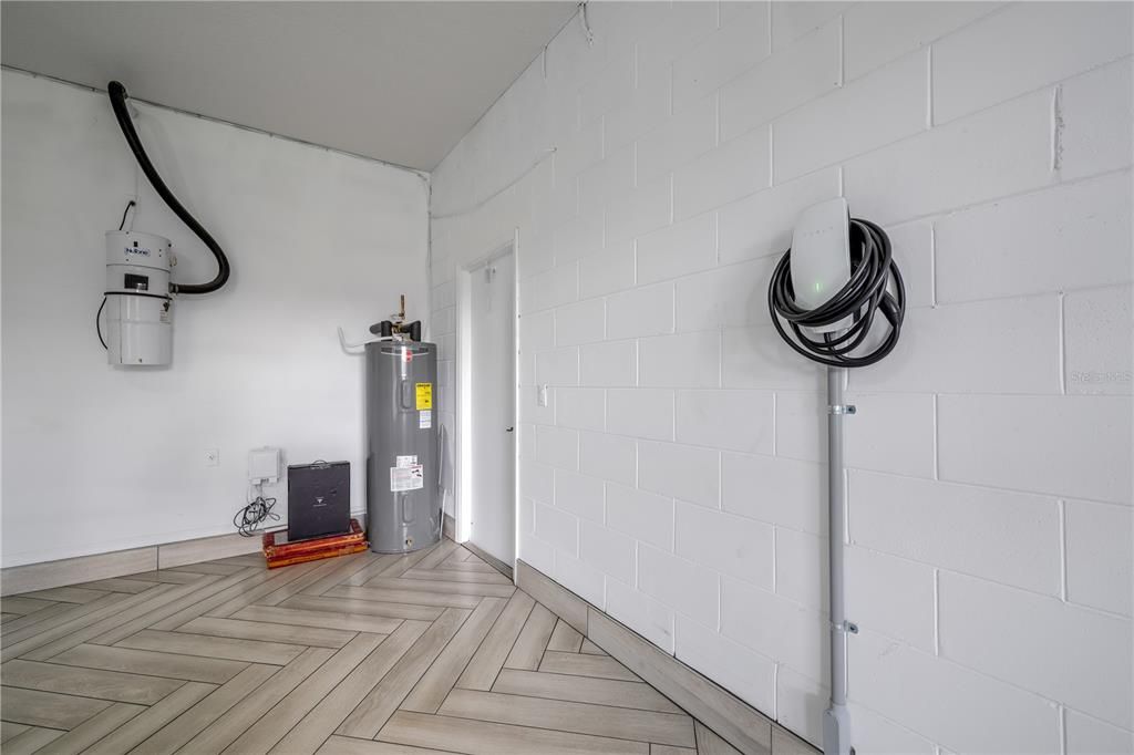 En Venta: $929,995 (6 camas, 3 baños, 3838 Pies cuadrados)