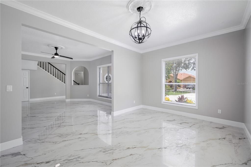 En Venta: $929,995 (6 camas, 3 baños, 3838 Pies cuadrados)