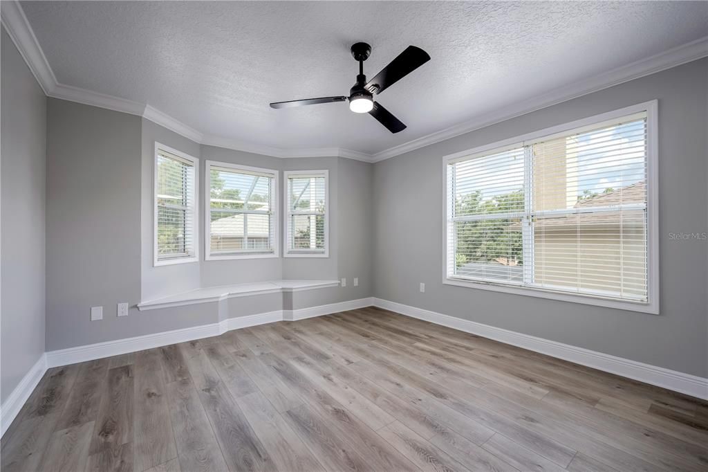 En Venta: $929,995 (6 camas, 3 baños, 3838 Pies cuadrados)