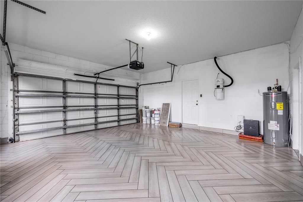 En Venta: $929,995 (6 camas, 3 baños, 3838 Pies cuadrados)