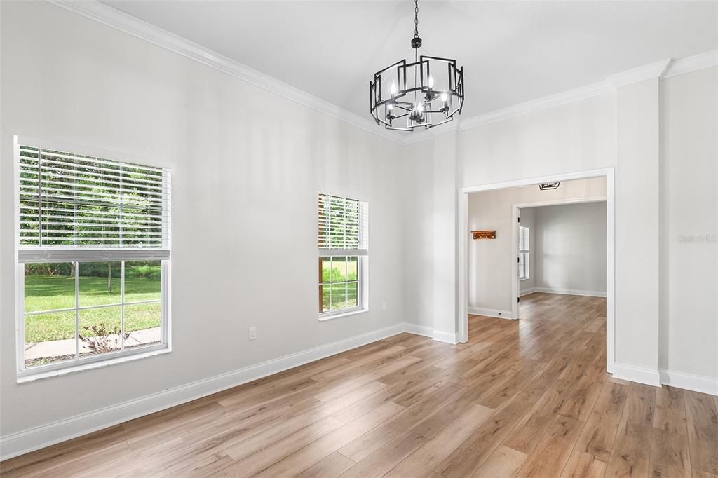 待售: $899,000 (4 贝兹, 2 浴室, 3073 平方英尺)