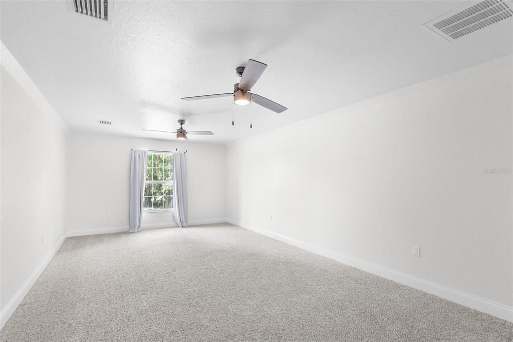 待售: $899,000 (4 贝兹, 2 浴室, 3073 平方英尺)