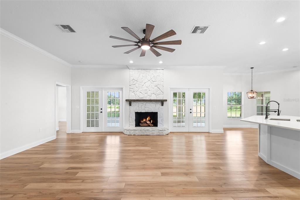 待售: $899,000 (4 贝兹, 2 浴室, 3073 平方英尺)