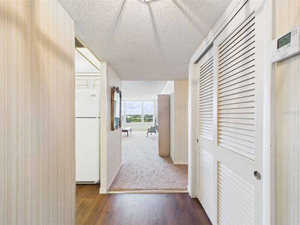 待售: $118,900 (2 贝兹, 2 浴室, 1029 平方英尺)