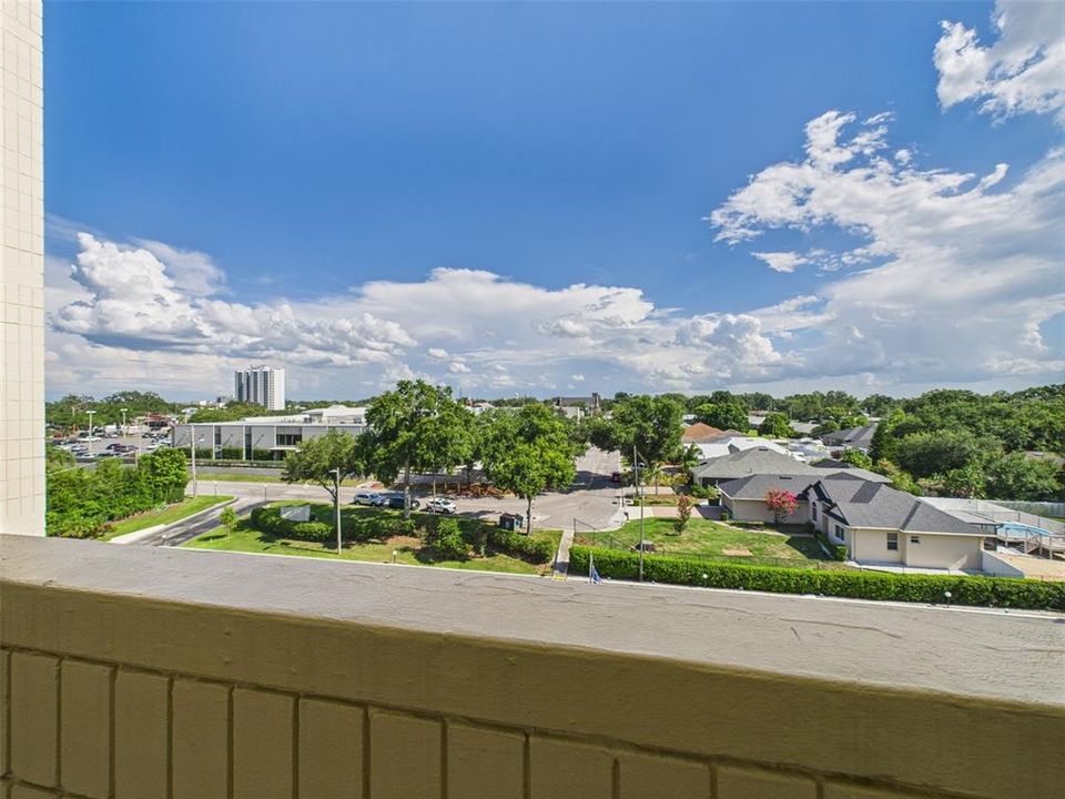 待售: $118,900 (2 贝兹, 2 浴室, 1029 平方英尺)