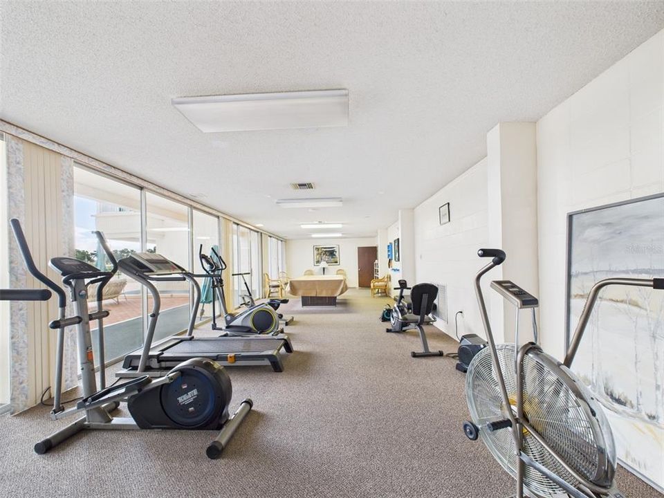 待售: $118,900 (2 贝兹, 2 浴室, 1029 平方英尺)