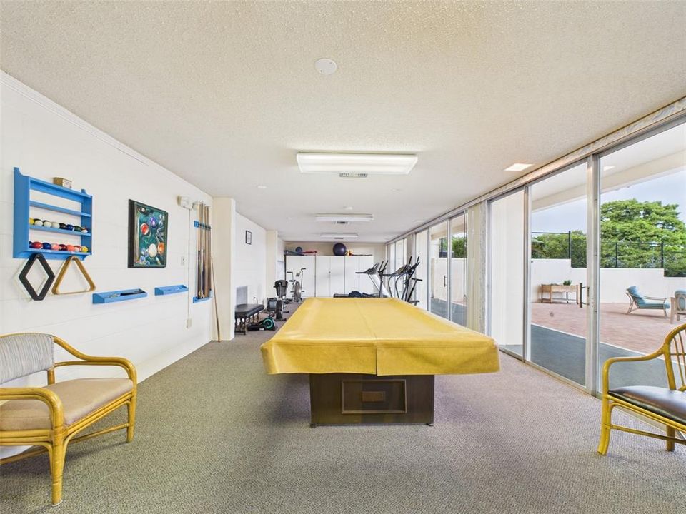 待售: $118,900 (2 贝兹, 2 浴室, 1029 平方英尺)