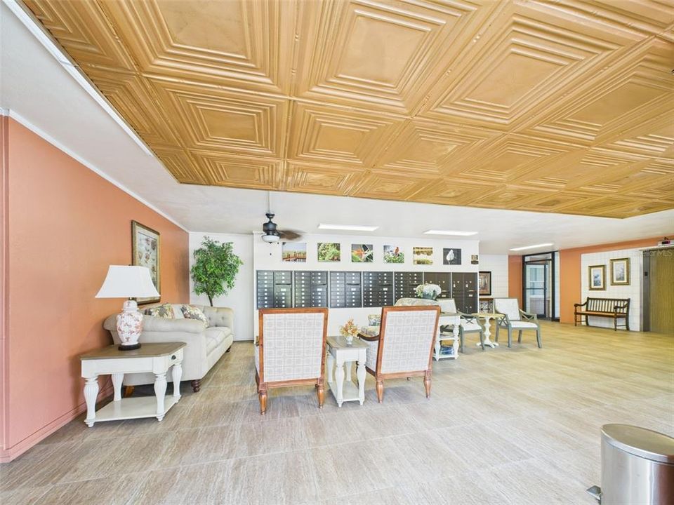 待售: $118,900 (2 贝兹, 2 浴室, 1029 平方英尺)