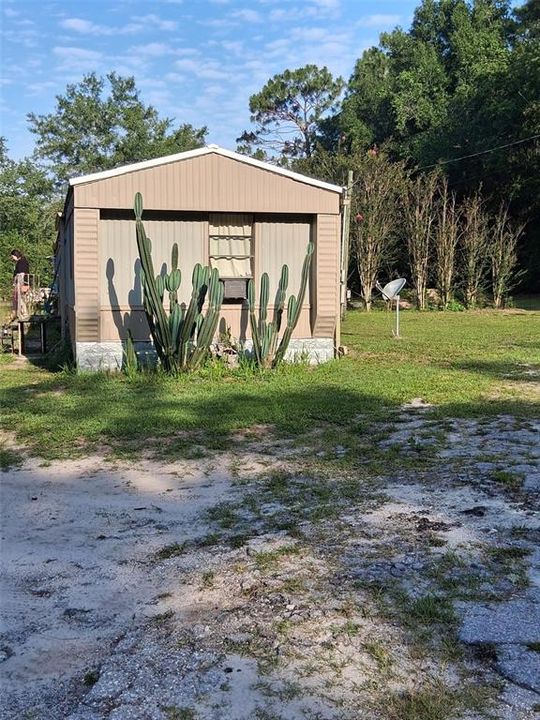 Недавно продано: $60,000 (3 спален, 3 ванн, 919 Квадратных фут)