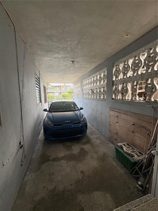 Под контрактом: $153,000 (5 спален, 2 ванн, 0 Квадратных фут)