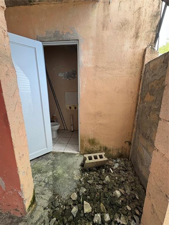 Под контрактом: $153,000 (5 спален, 2 ванн, 0 Квадратных фут)