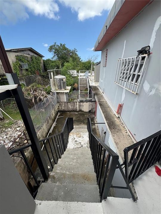 Под контрактом: $153,000 (5 спален, 2 ванн, 0 Квадратных фут)