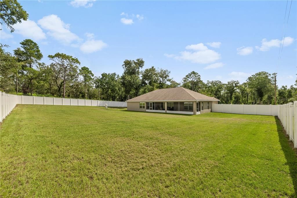 待售: $585,000 (4 贝兹, 2 浴室, 2063 平方英尺)