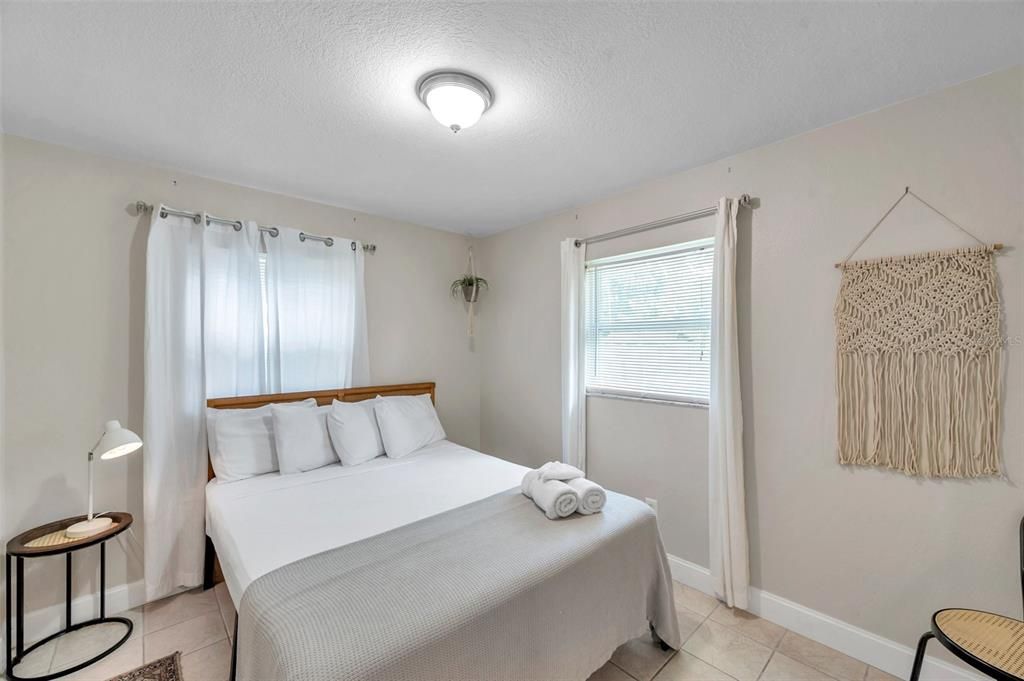 For Sale: $215,000 (3 beds, 1 baths, 1008 Square Feet)