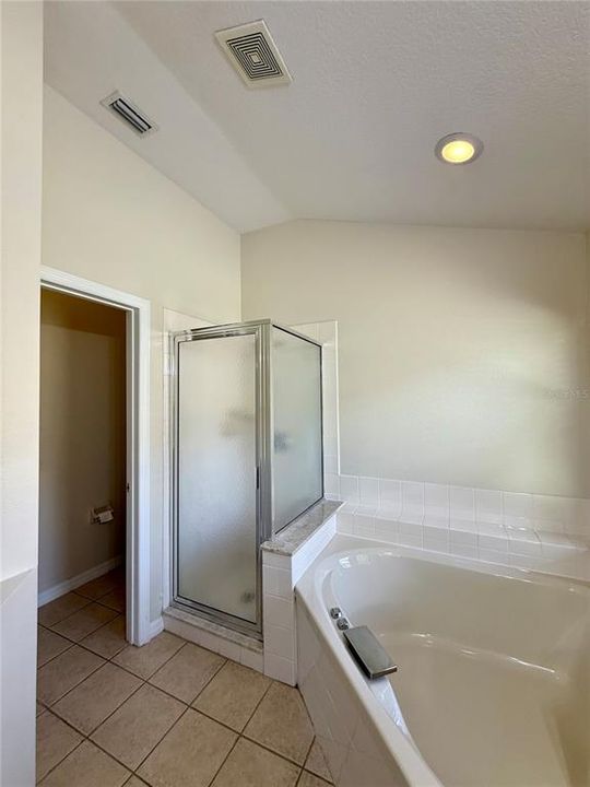 В аренду: $1,995 (3 спален, 2 ванн, 1275 Квадратных фут)