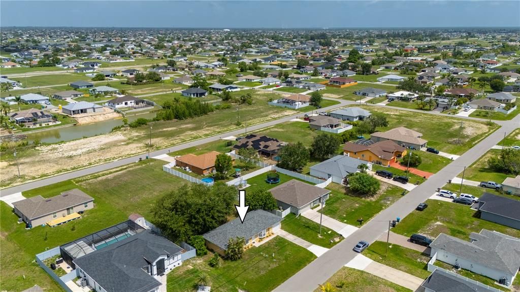 For Sale: $250,000 (3 beds, 2 baths, 1176 Square Feet)