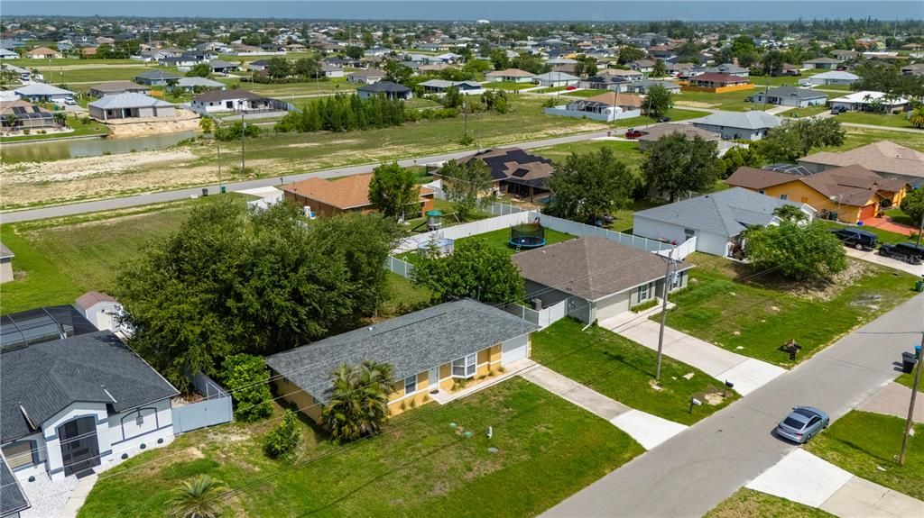 For Sale: $250,000 (3 beds, 2 baths, 1176 Square Feet)