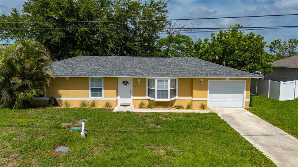 For Sale: $250,000 (3 beds, 2 baths, 1176 Square Feet)