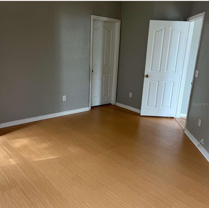 Под контрактом: $154,900 (2 спален, 2 ванн, 1064 Квадратных фут)